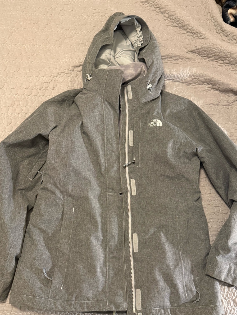 The North Face Women's Gray Winter Hooded Fleece Lined Jacket